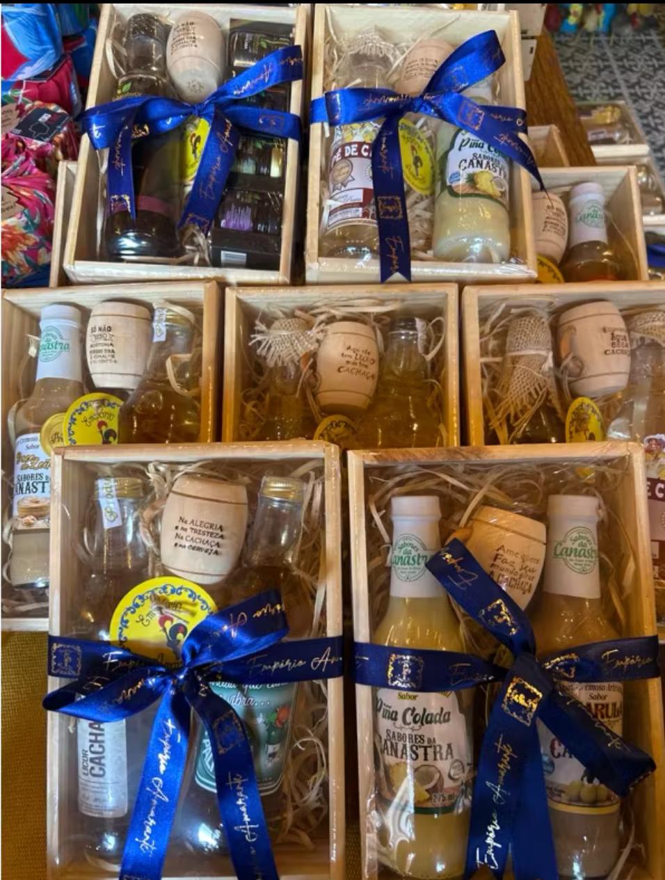 Kit Cachaça/Licores Artesanais - Personalizado | 2 garrafas de 275 ml (cada)+ canequinha artesanal - Imagem 5