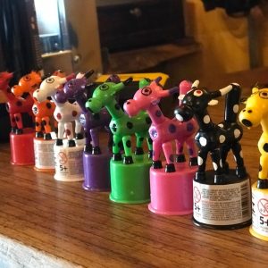 Vaquinha Articulada Vintage - Brinquedo Artesanal | cores sortidas